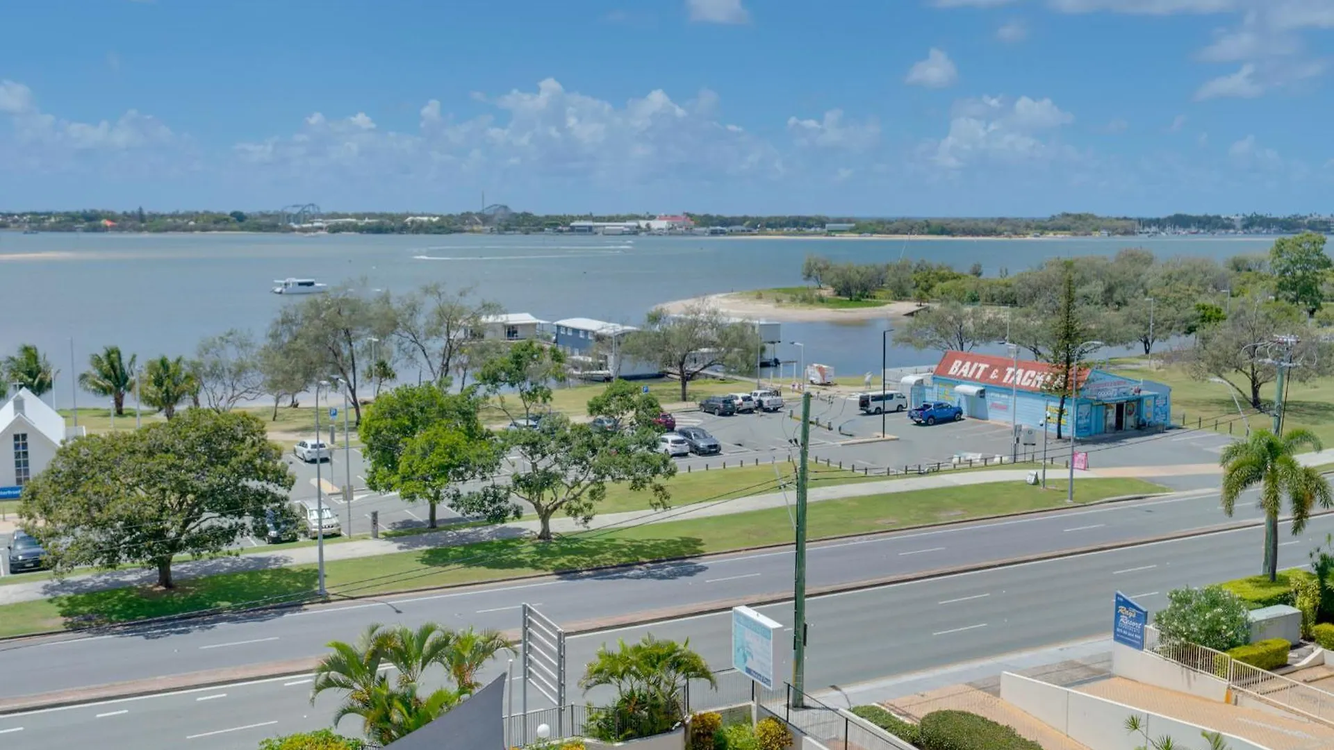 Paradise! 2Br In The Heart Of Gc With Ocean Views Gold Coast Avustralya