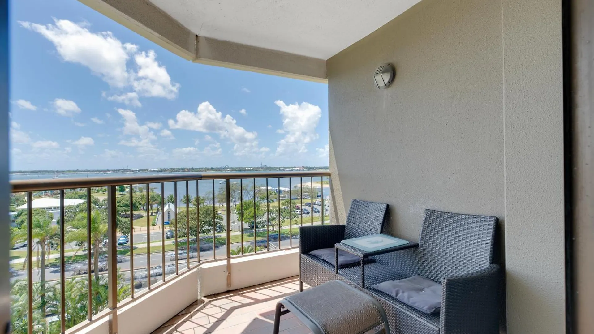 Daire Paradise! 2Br In The Heart Of Gc With Ocean Views Gold Coast